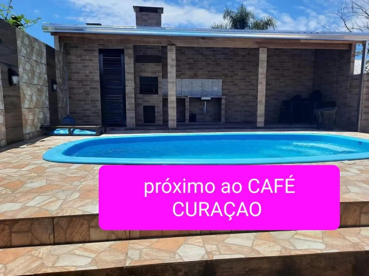 Casa com PISCINA GUARATUBA