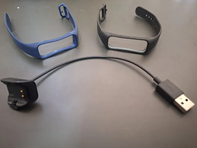 Kit carregador original smartwatch Samsung Fit2 + 2 pulseiras