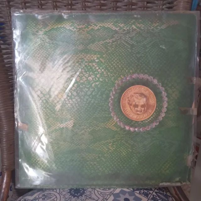 Vende Álice Cooper (Billion Dollar Babies)