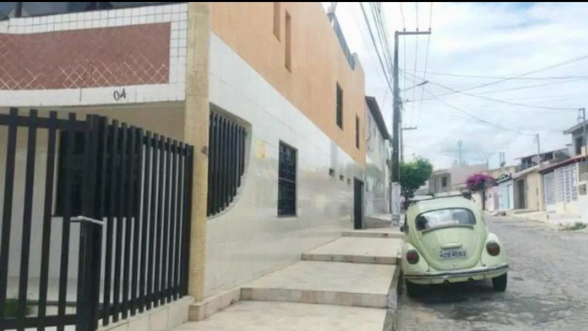 Vendo Casa com 3 Pavimentos no Santo Antônio - Foto 2