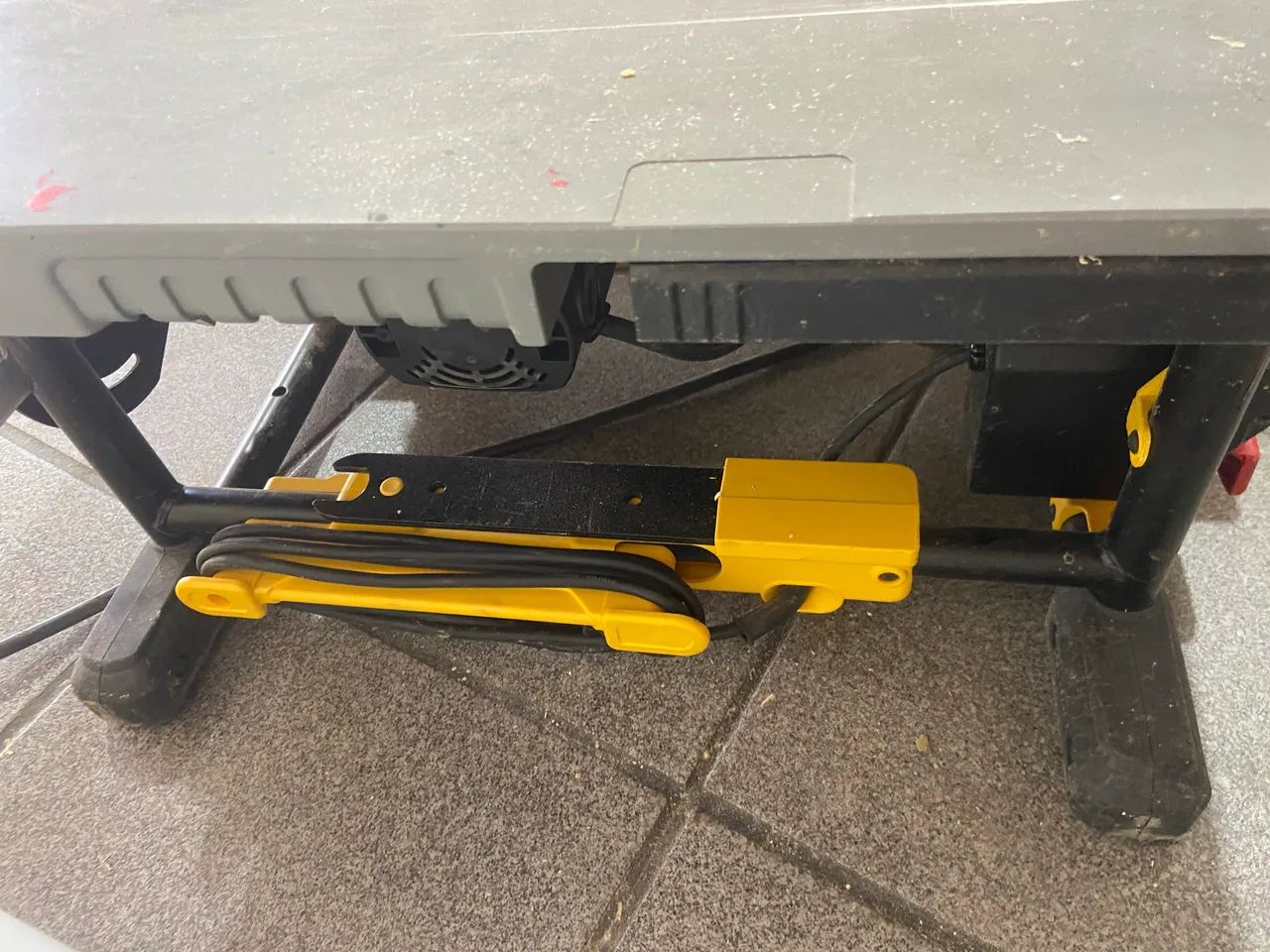 Serra de bancada DWE-7492 - Foto 2