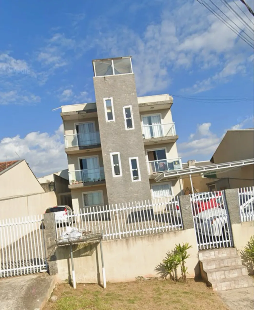 Apartamento 02 quartos com sacada - Costeira