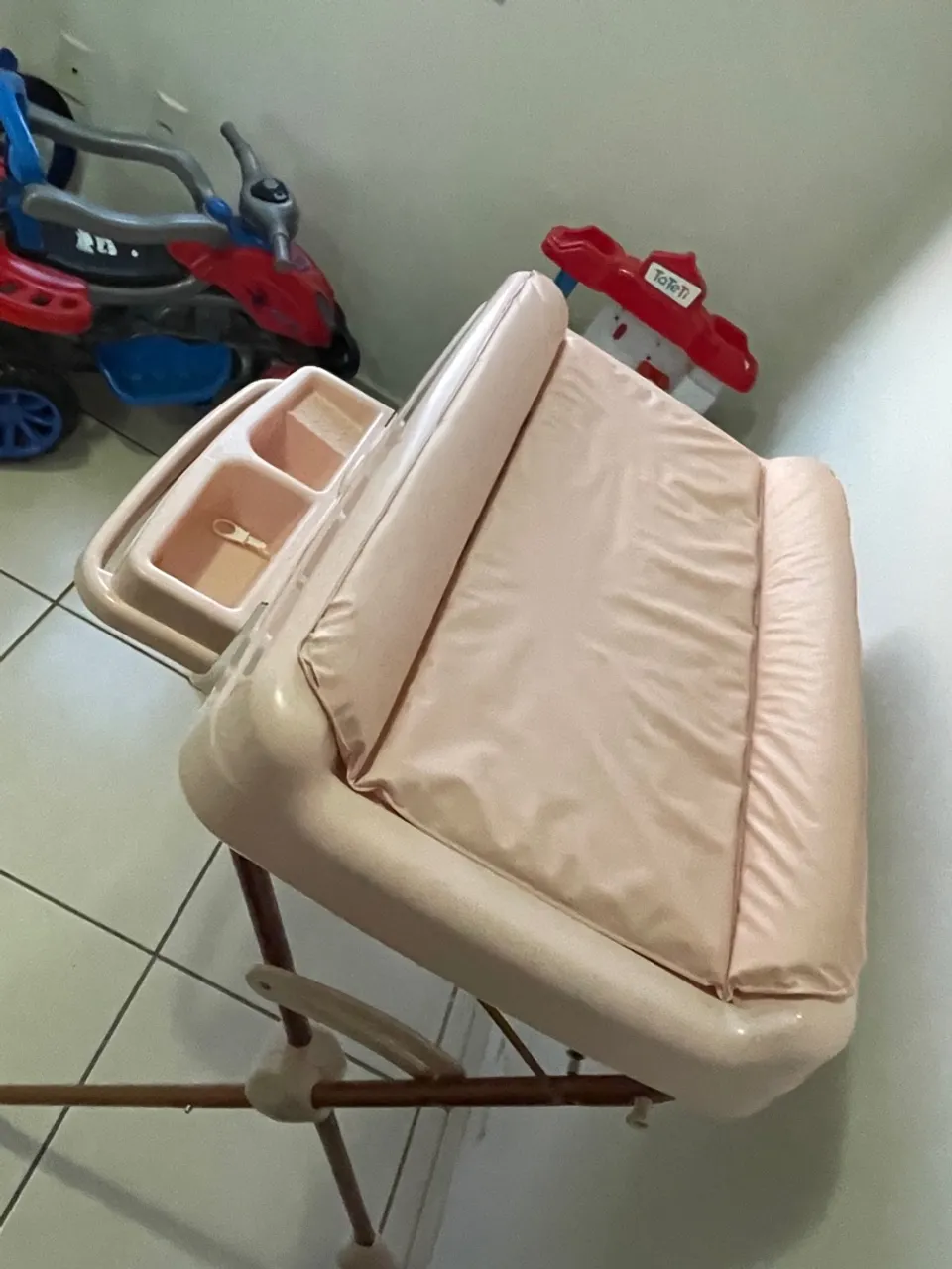 Banheira com trocador infantil