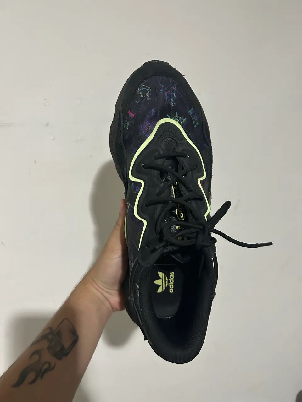 Tênis Adidas Ozweego Disney Original Calçados Colubande, São