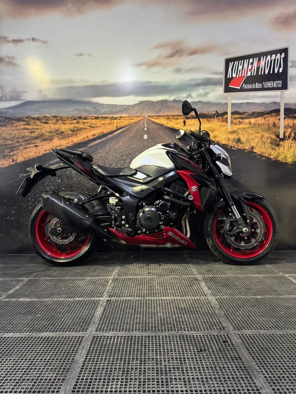 Merc Suzuki 750 2022 - 1429078911 | OLX