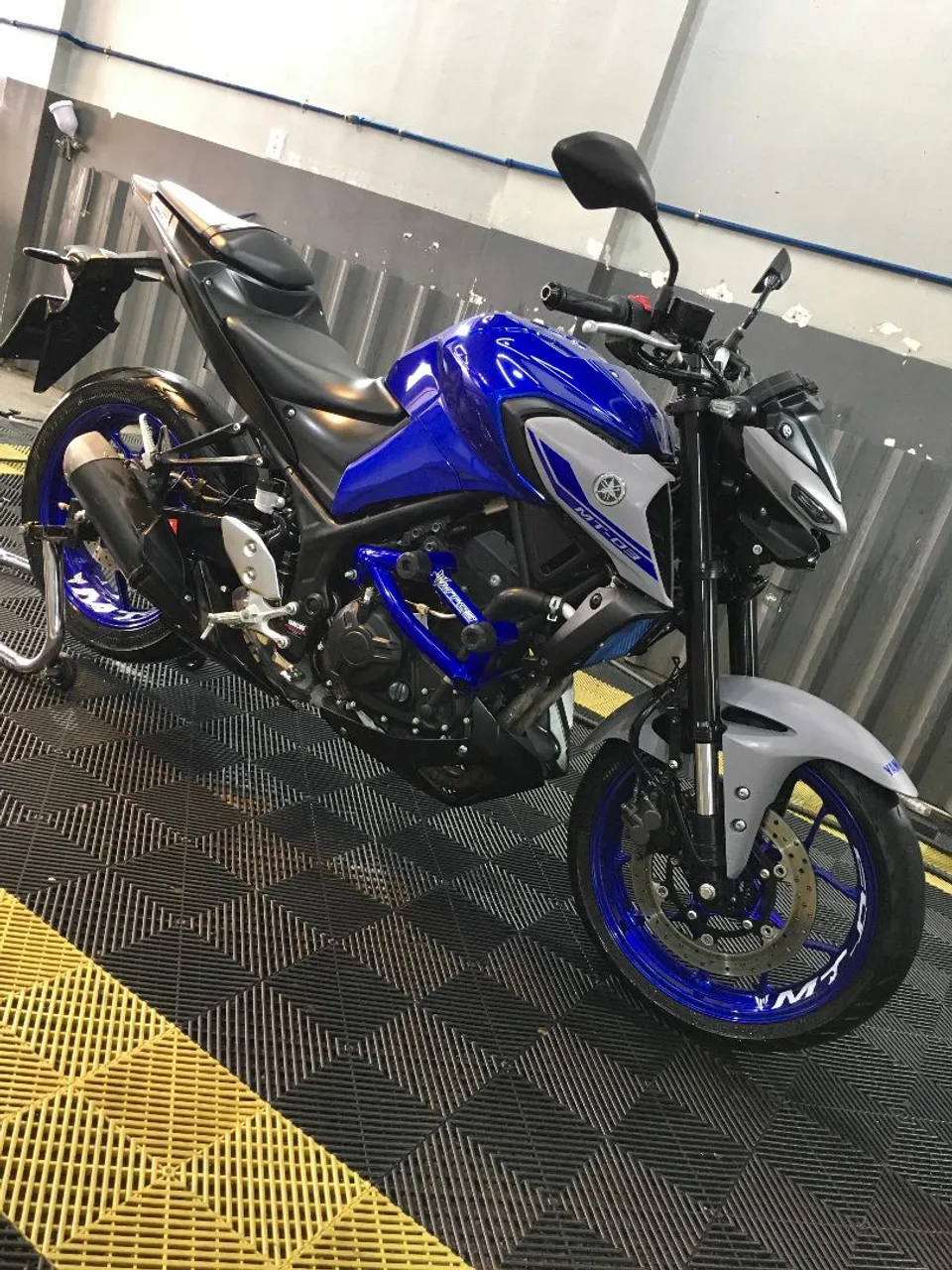 VENDO YAMAHA MT-03 2022