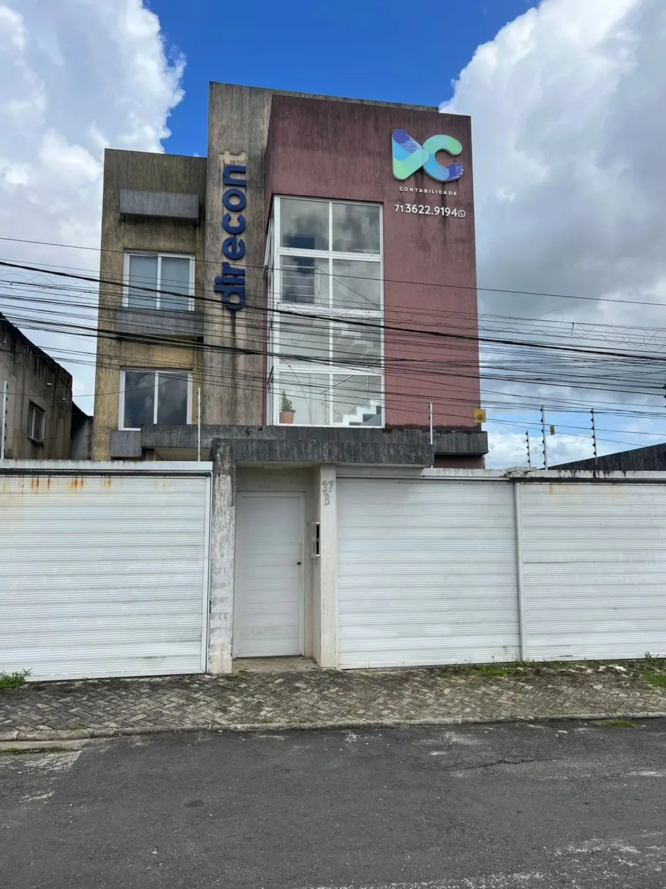 Sala comercial 1º andar no alto da cruz CAMAÇARI-BA