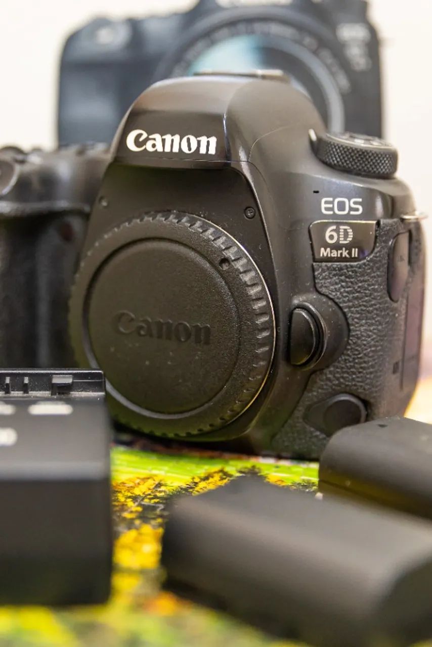 CANON 6D MARK II