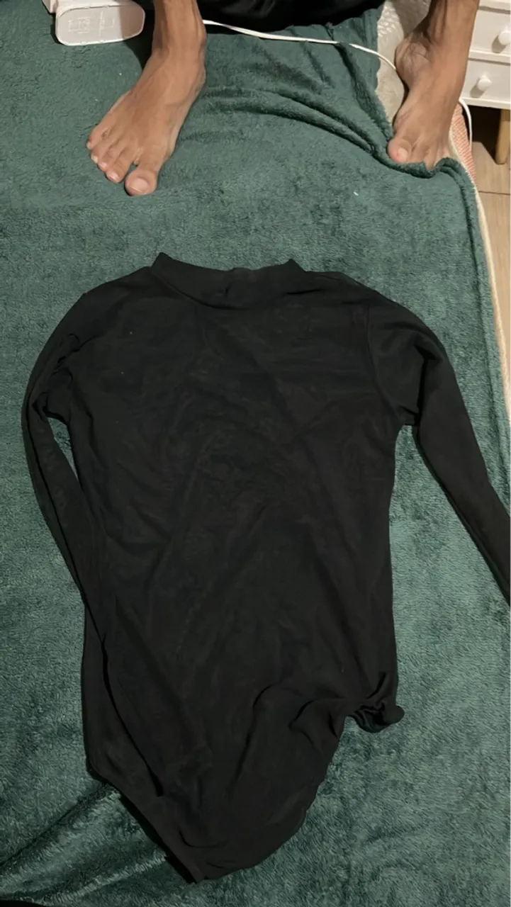 Body preto manga longa