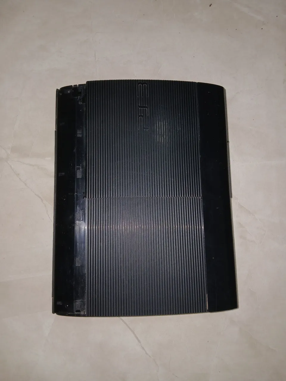 Vidio game PS3 Slim - Peça Original so ta faltando 2 peça, com 12 jogos 4 manete