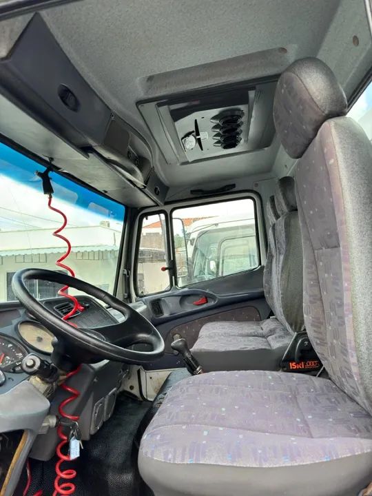 Caminhão Mercedez 1718 munck 20 toneladas - Foto 9
