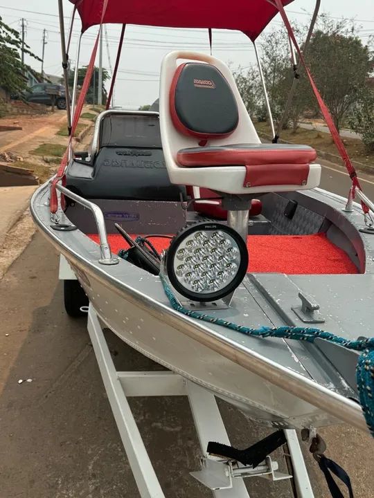 Lancha, carretinha otimo pra passeio em família  - Foto 4