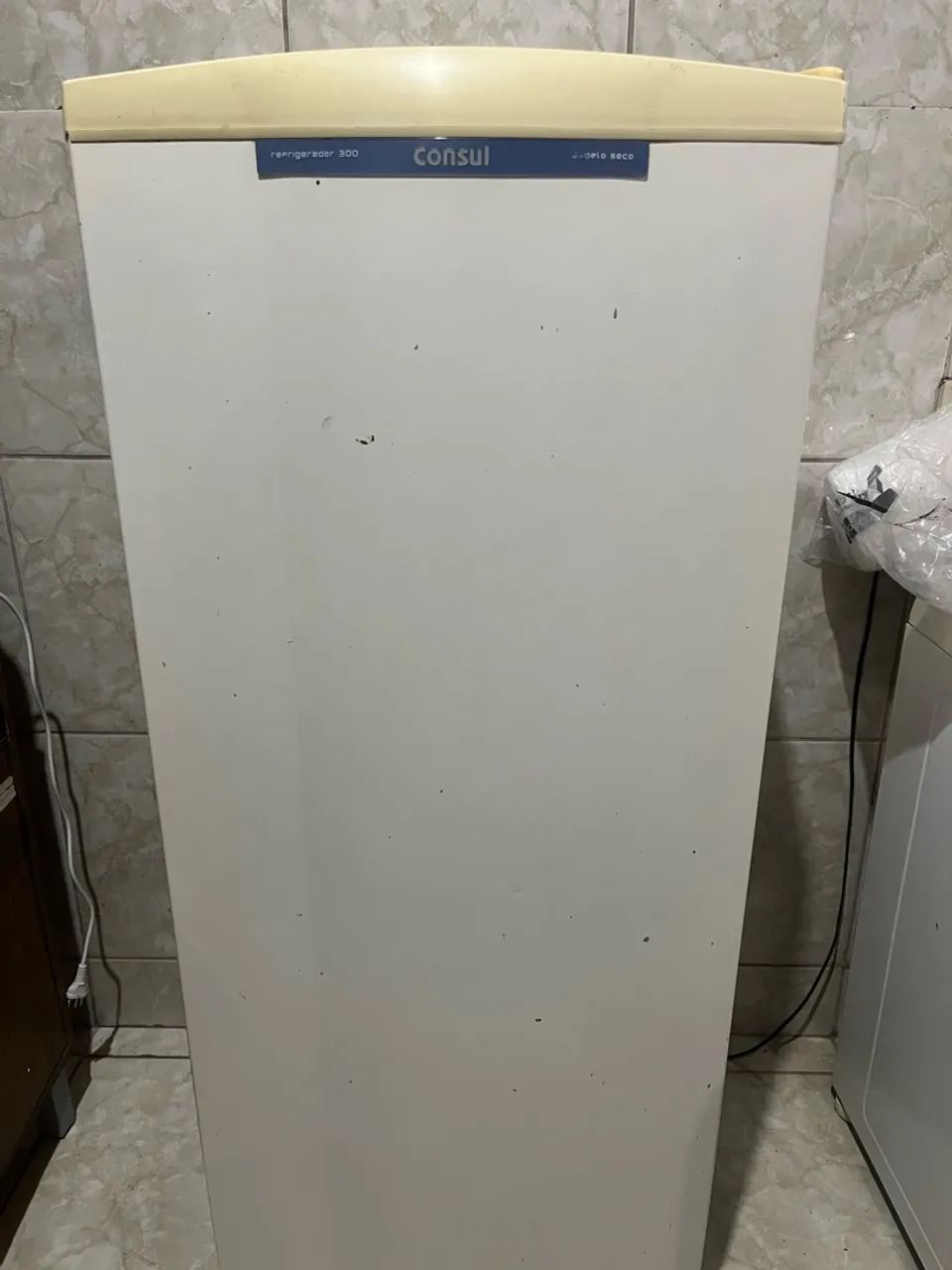 Geladeira Cônsul 300L