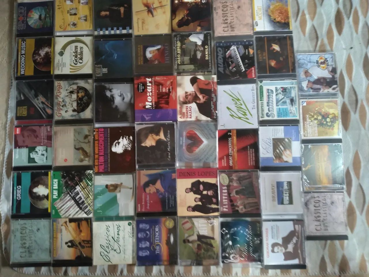 46 CDs variados  - Foto 2