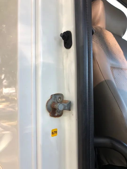 Caminhão Volkswagen 31-330 6x4 2013 km 133.000 (Caçamba Pistao frontal ) - Foto 13