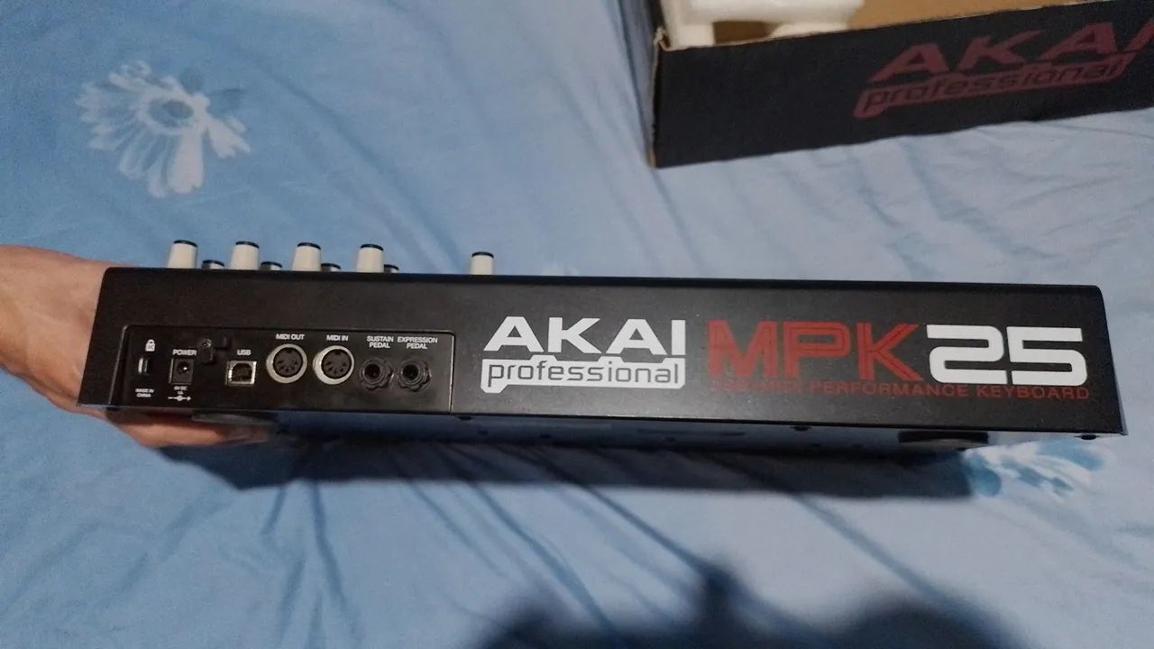 TECLADO CONTROLADOR AKAY MPK 25 - Foto 3