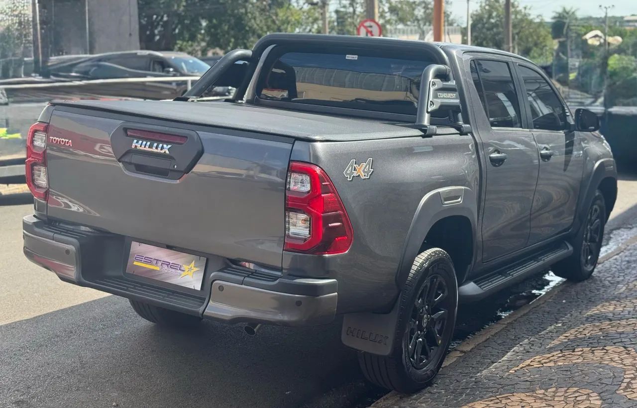 Toyota Hilux Conquest 2023/2024  - Foto 3