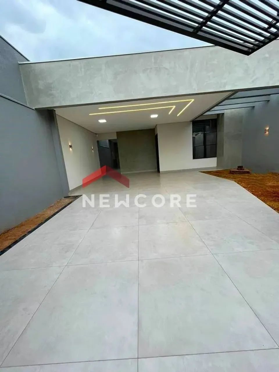 Casa em Rua Pioneiro João Nunes - Jardim Paulista - Maringá/PR - Foto 2