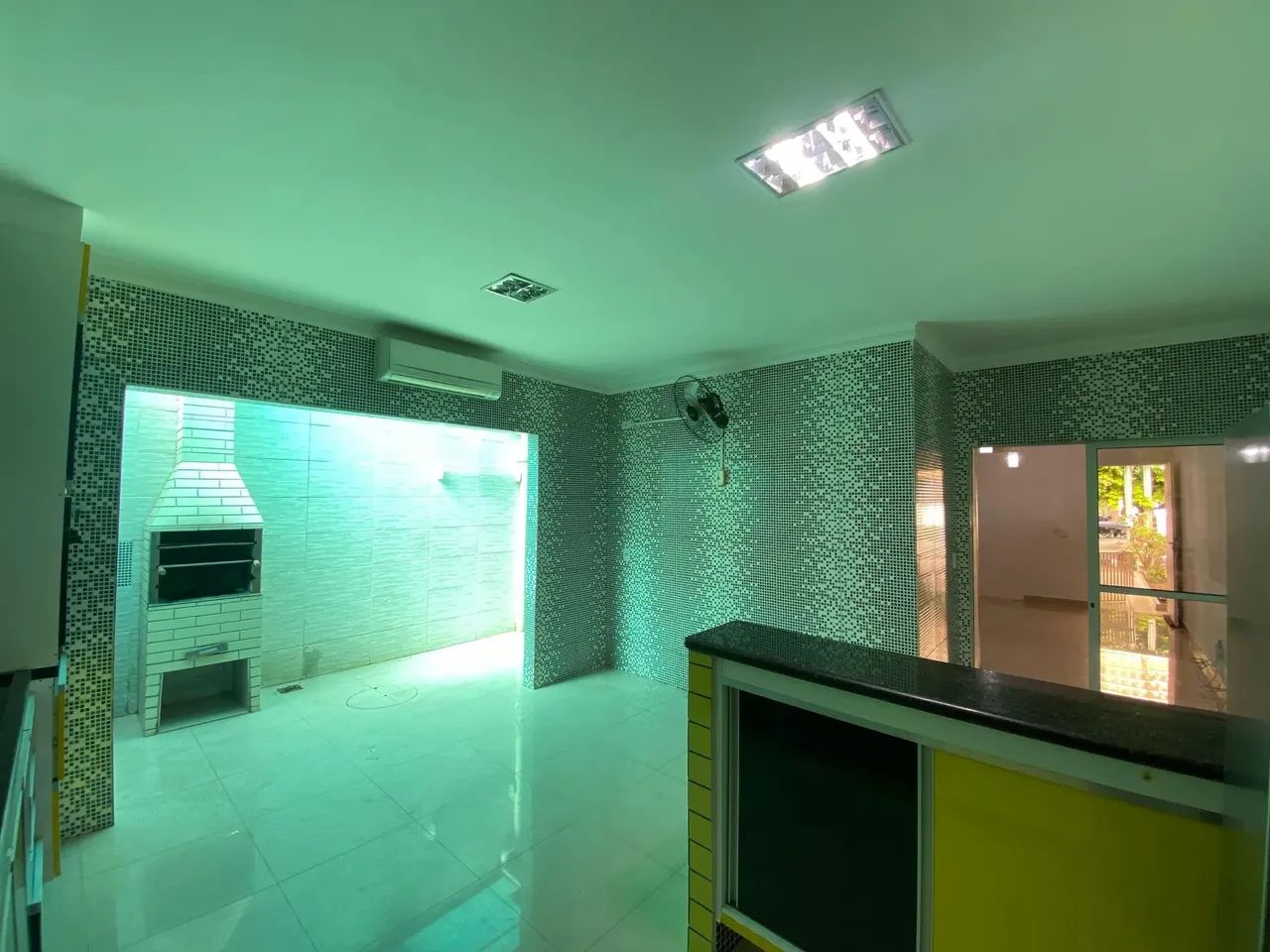 Casa linda no condomínio Rubi - Foto 5