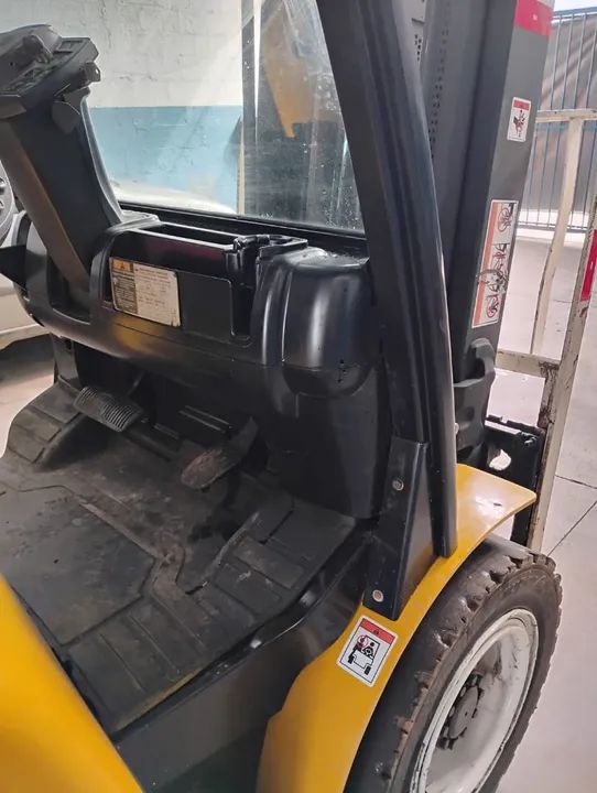 EMPILHADEIRA YALE 60 VX CAPACIDADE 3 TONELADAS ANO 2017 - Foto 5