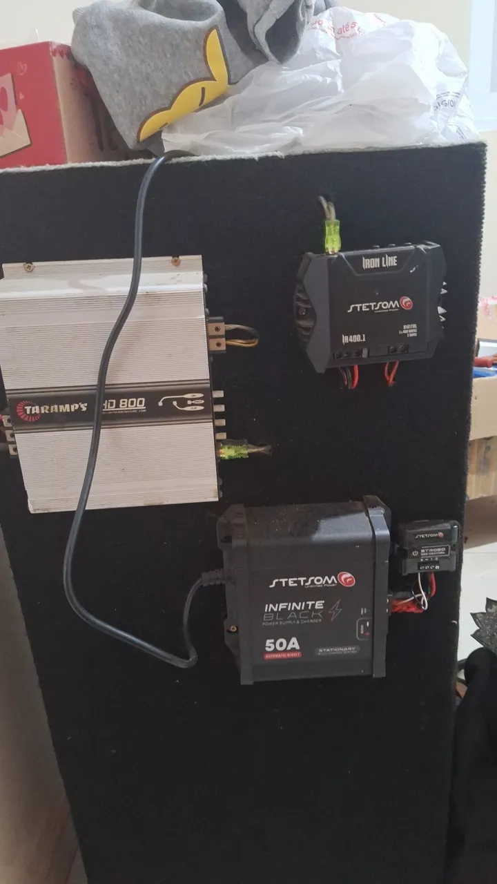 Vendo modelos de HD 800 por 300 vendo módulo 400 por 250 e fonte de 50 por 350