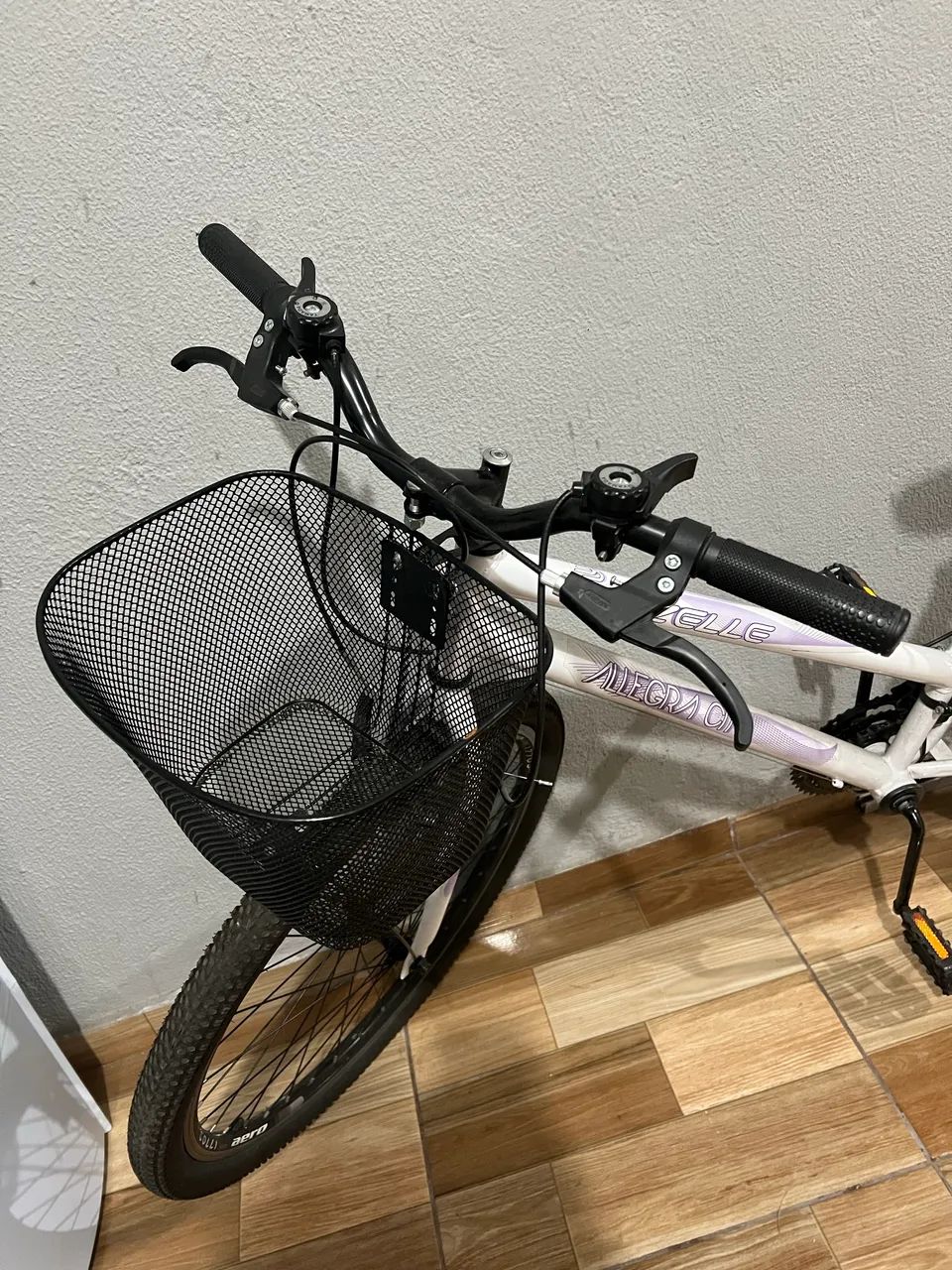 Bike Cazelle Allegra City - aro 26, 18 marchas, excelente estado! - Foto 2