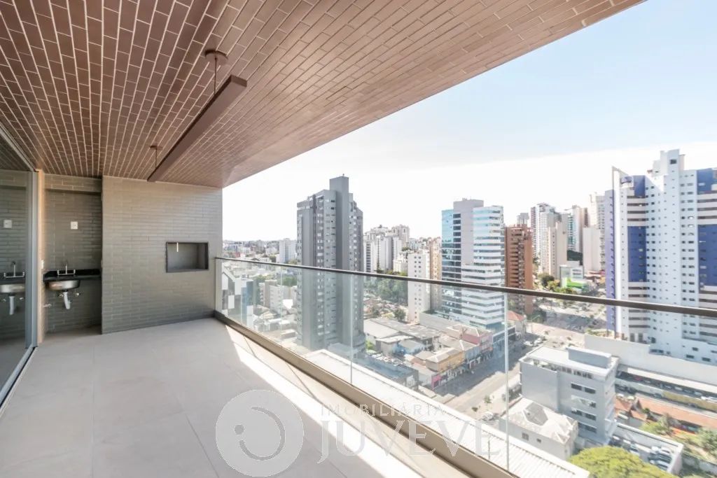 IMOBILIÁRIA JUVEVÊ VENDE APARTAMENTO QUATRO DORMITÓRIOS, PISCINA AQUECIDA, TRES VAG DE GAR