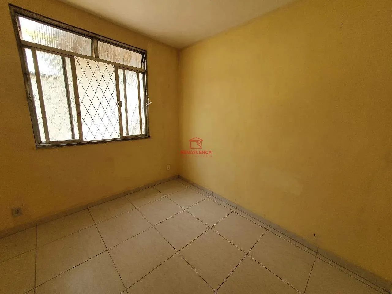Excelente Apto de 02 qtos amplo, vila fechada em Realengo - Foto 5