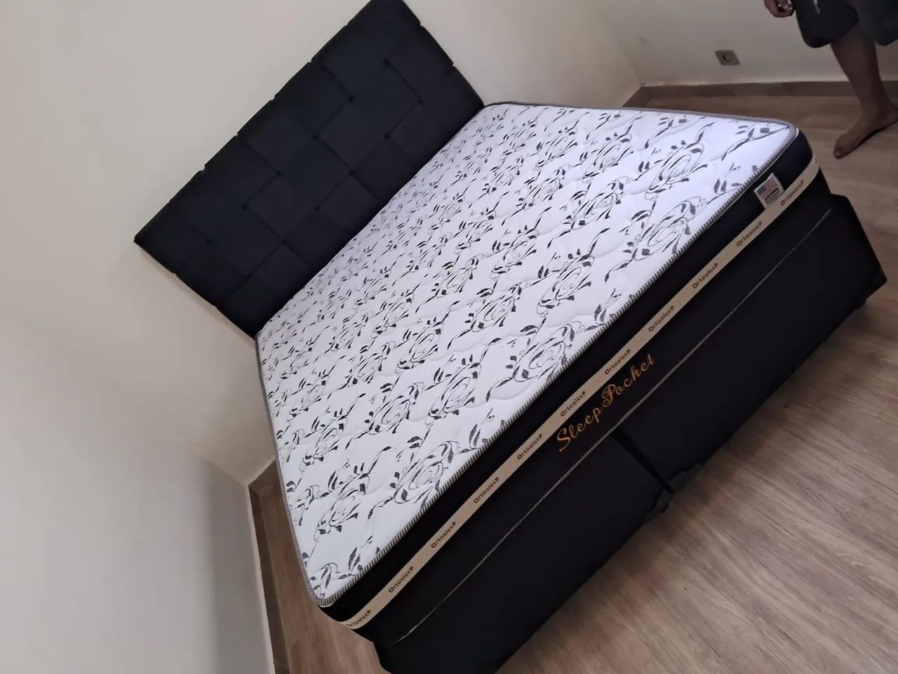 Cama queen completa 