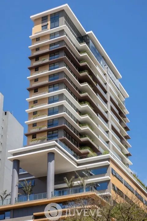 IMOBILIÁRIA JUVEVÊ VENDE APARTAMENTO QUATRO DORMITÓRIOS, PISCINA AQUECIDA, TRES VAG DE GAR - Foto 2