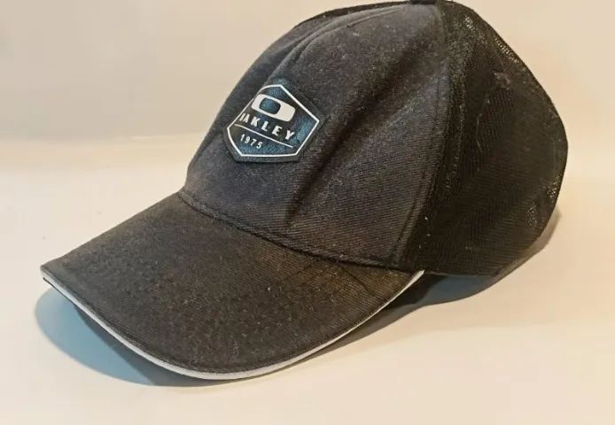 Boné OAKLEY 1975 modelo Trucker Cor Preto - Foto 4