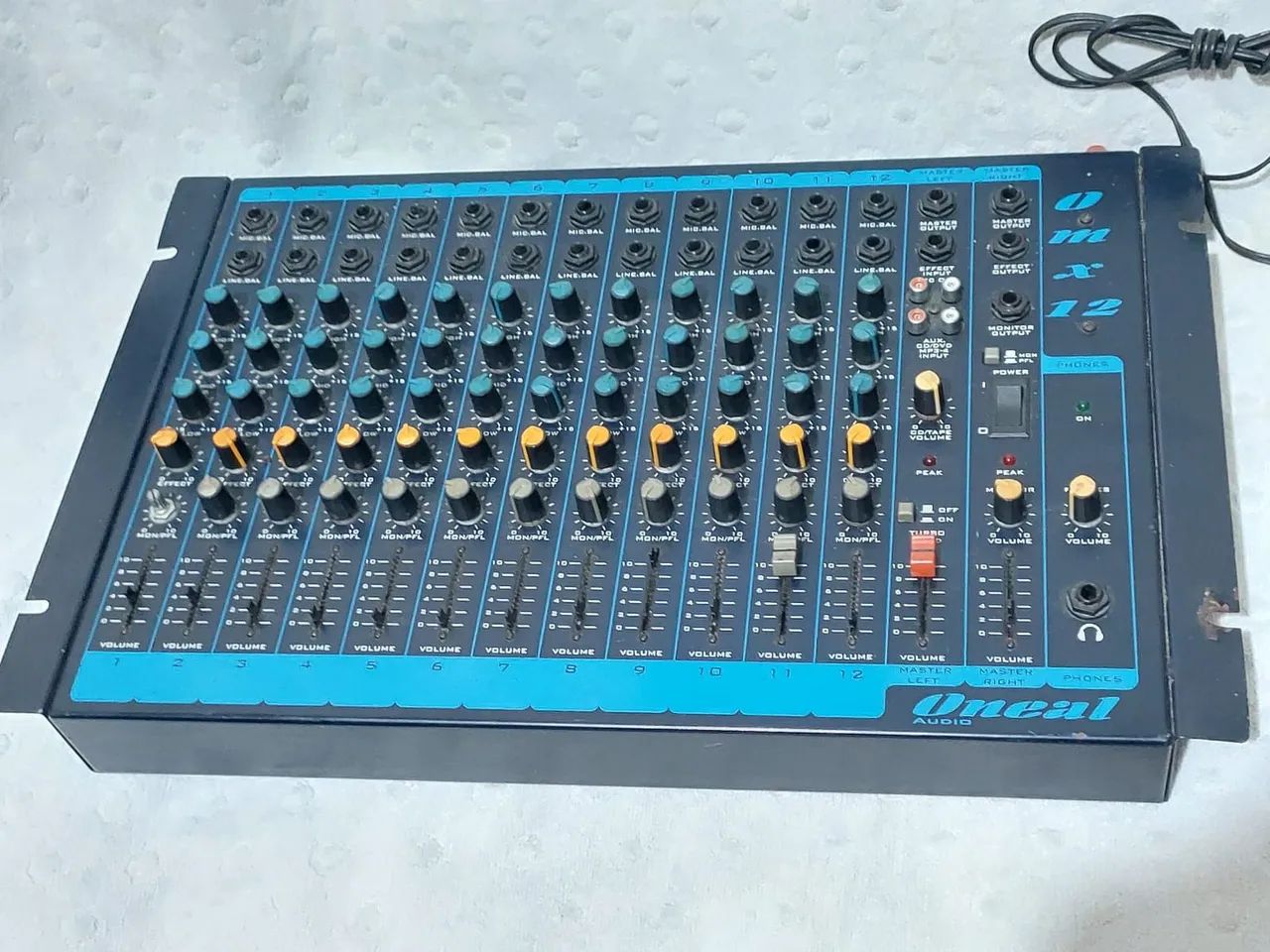 Mesa de Som Oneal OMX 12 - 12 Canais - Foto 4