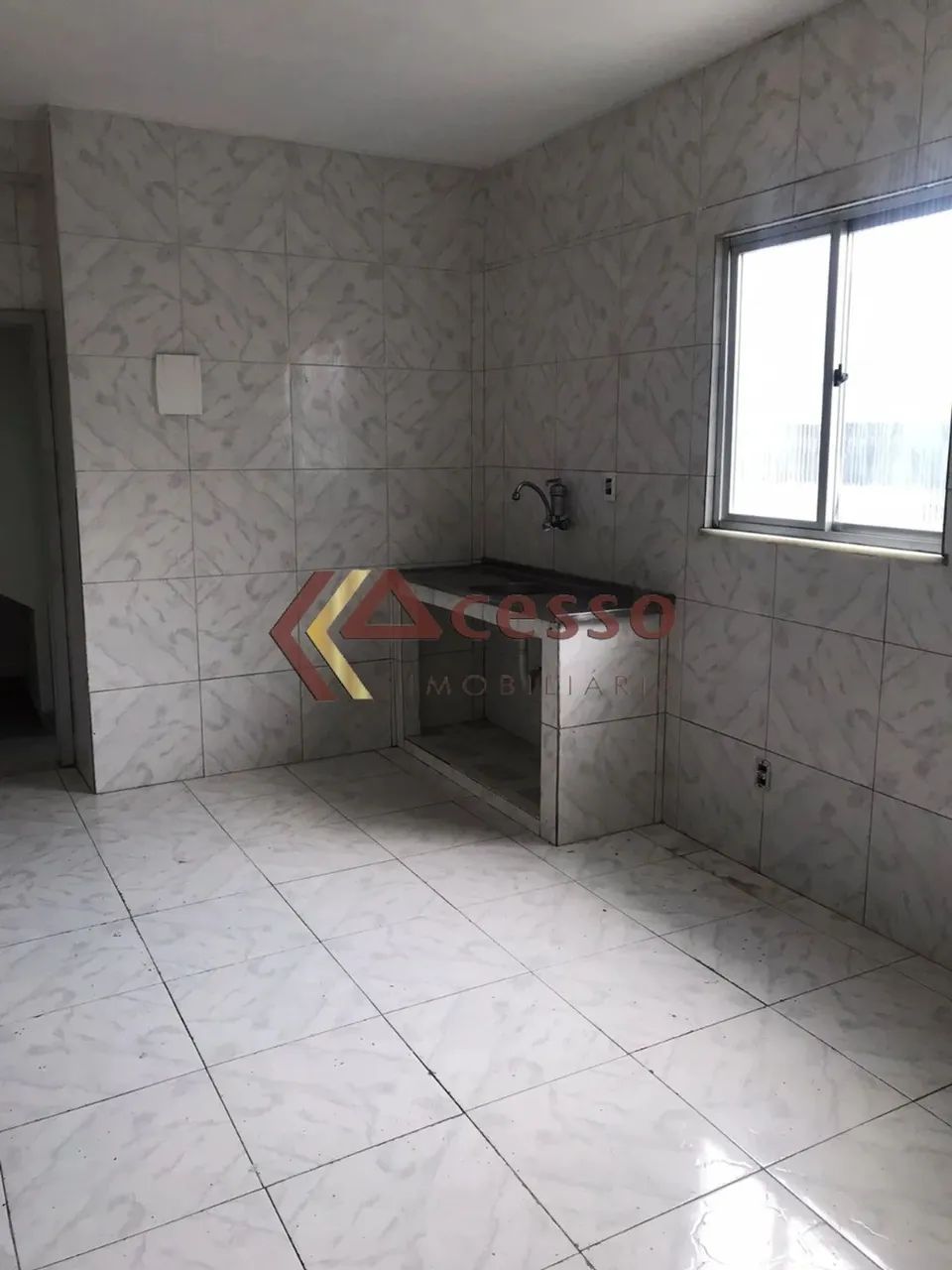 EXCELENTE CASA TÉRREA 2 QUARTOS EM BENTO RIBEIRO!