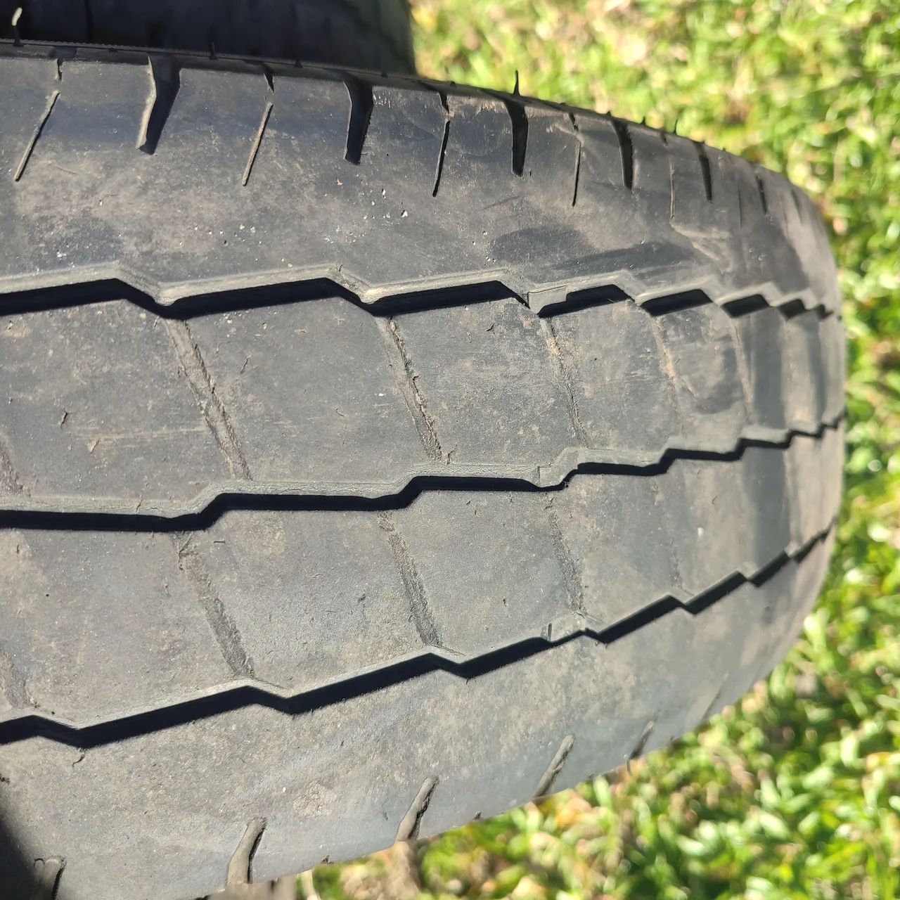 Pneus  205/75 Aro 16  - Foto 3