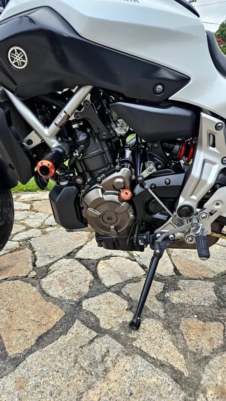 MT 07 Yamaha - Foto 8