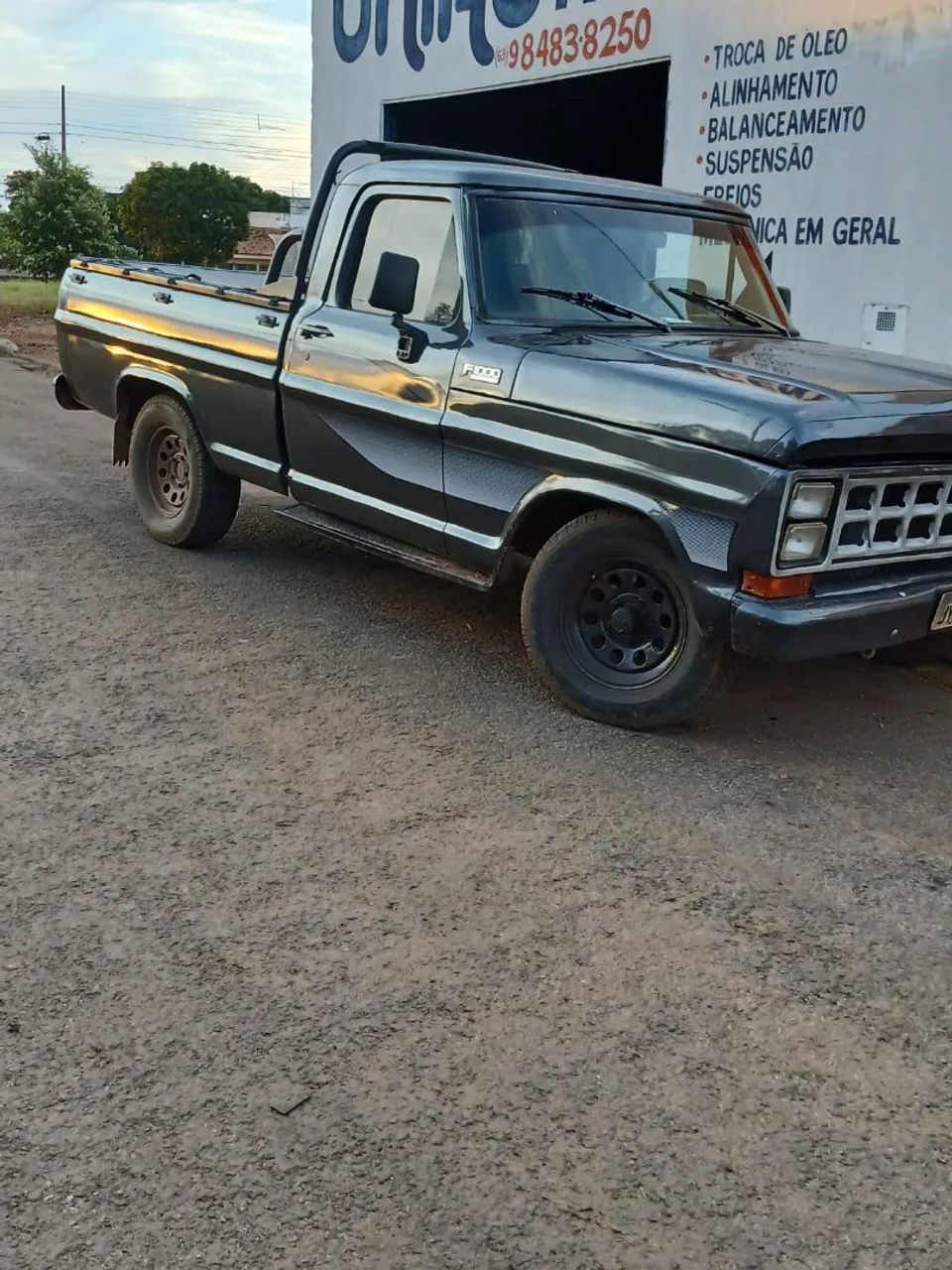 F-1000