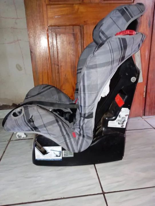 Cadeirinha de bebê para carro 