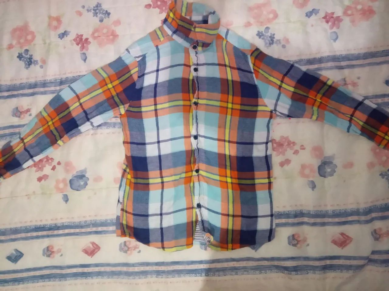 Camisa xadrez infantil colorida - Foto 2