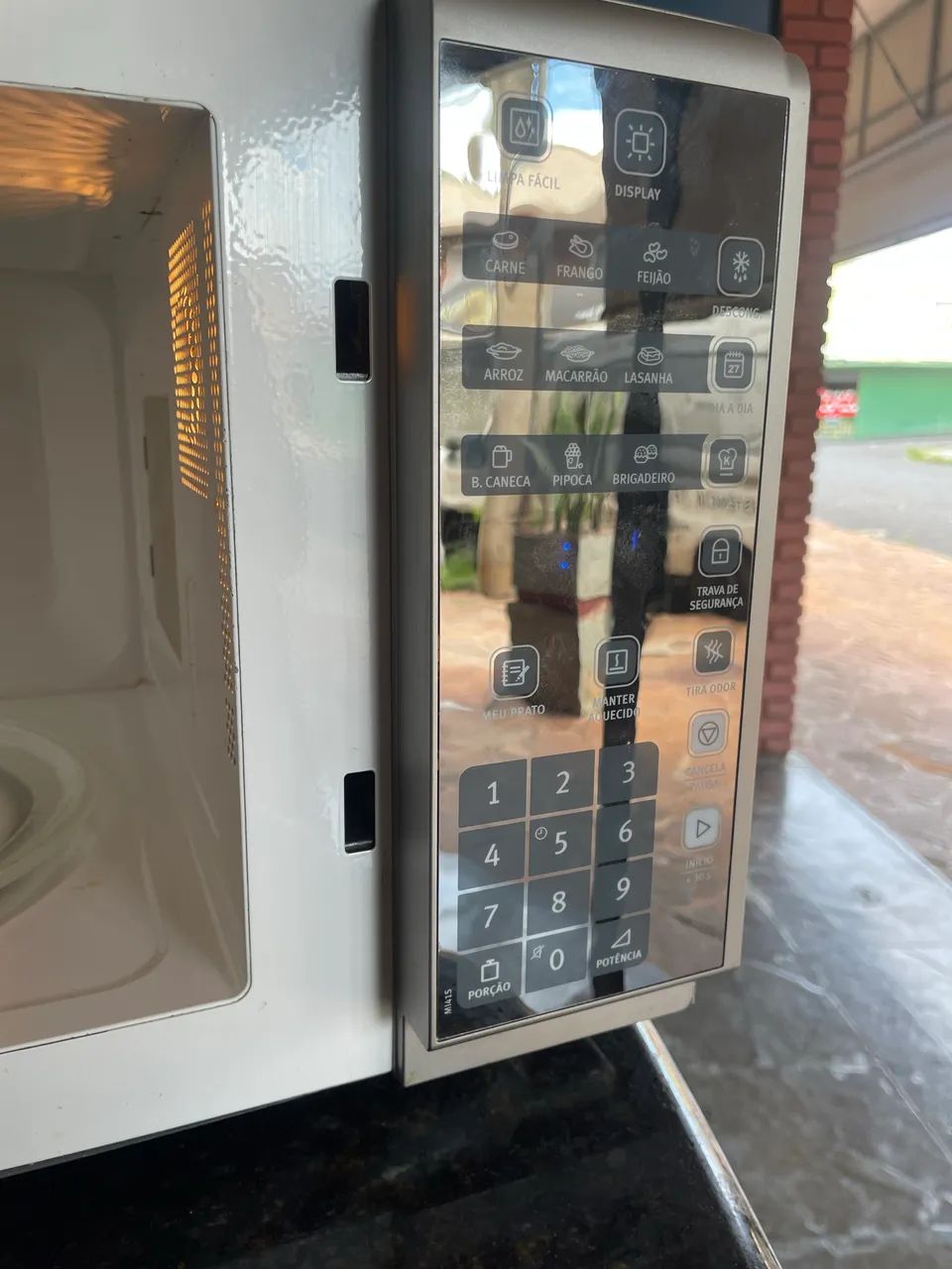 Micro-ondas Electrolux MI41S - 31 L - 110 V - Foto 3