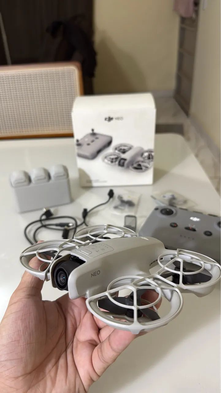 Drone DJI NEO COMBO ESTADO DE NOVO  - Foto 5