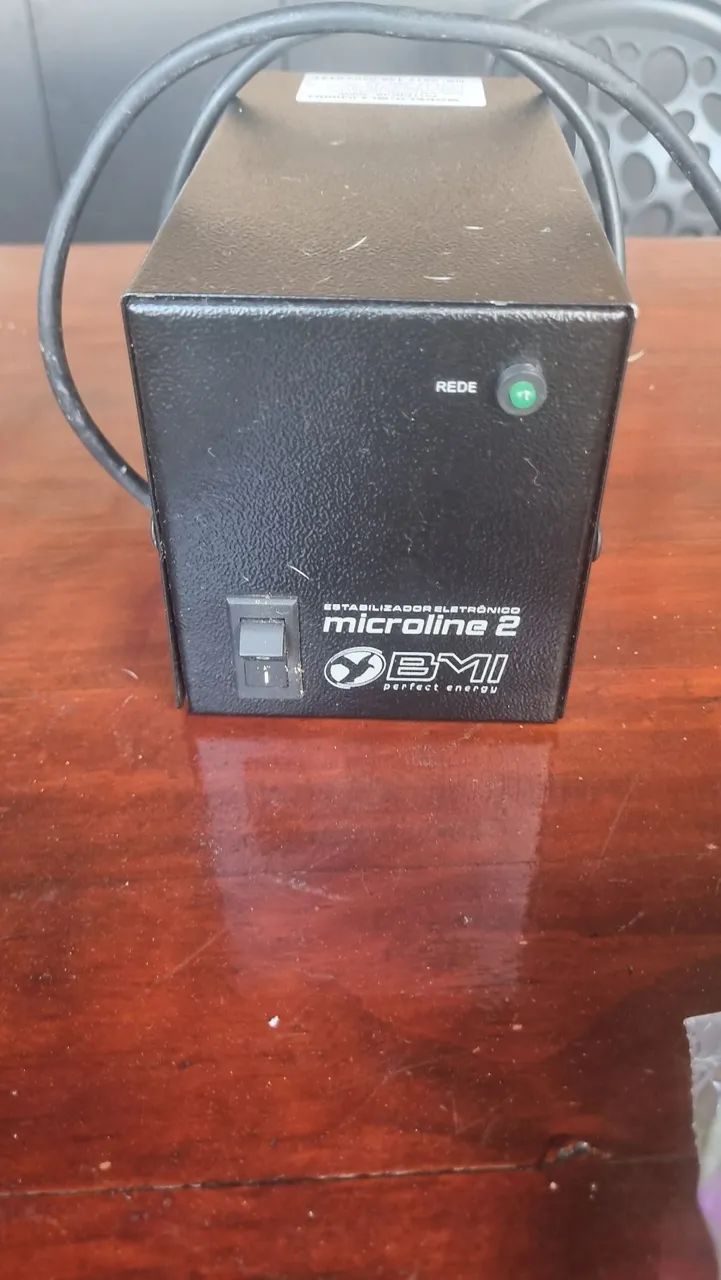 Estabilizador 300w - Foto 2