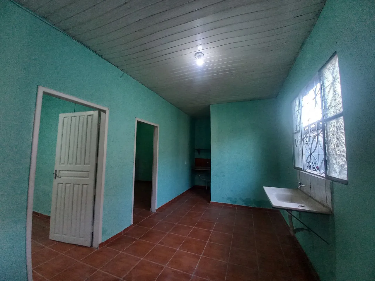 Aluga-se apartamento em Vila no centro