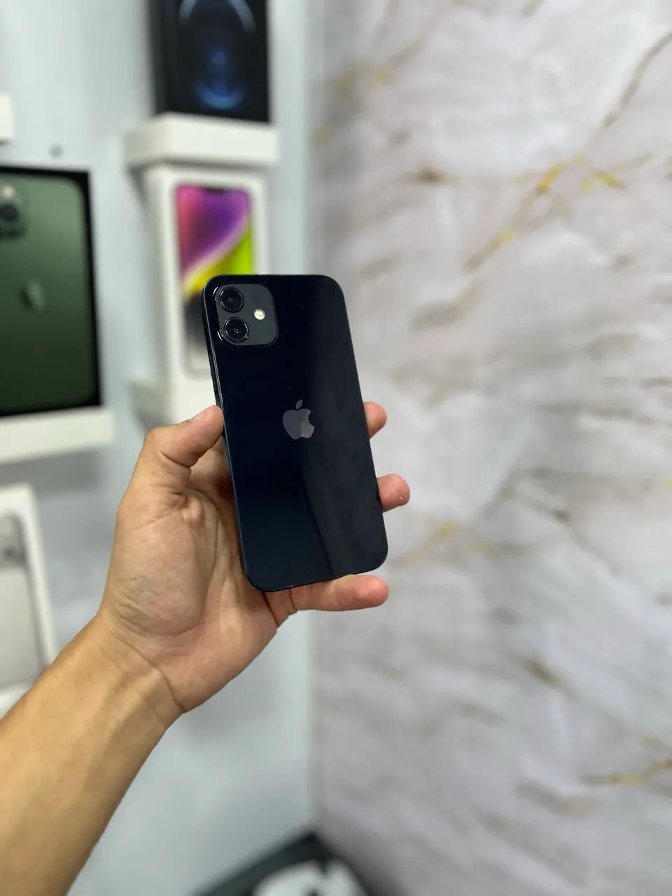 iPhone 12 - 64GB ( Preto ) 
