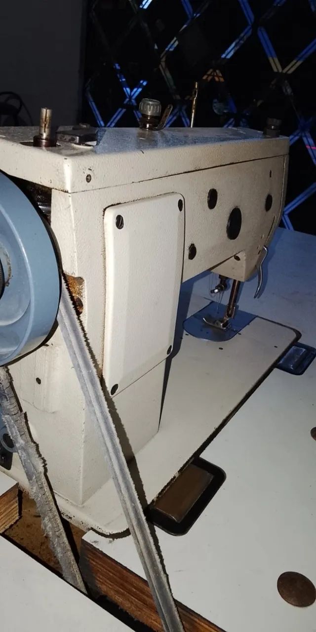MAQUINA DE COSTURA INDUSTRIAL DE CASEAR - Foto 2