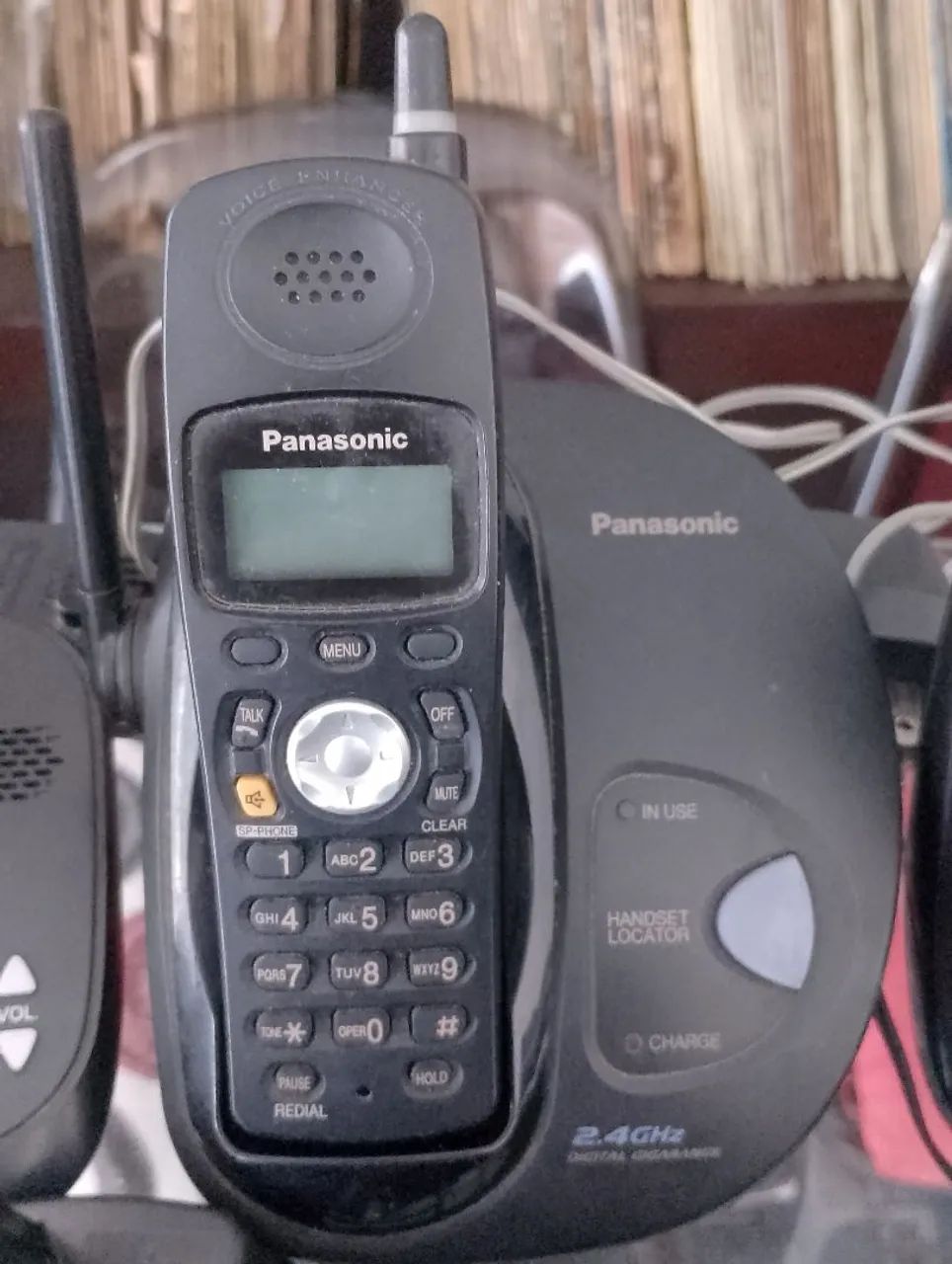 Telefones sem fio funcionando bem preço por unidade  Panasonic está sem bateria  - Foto 4