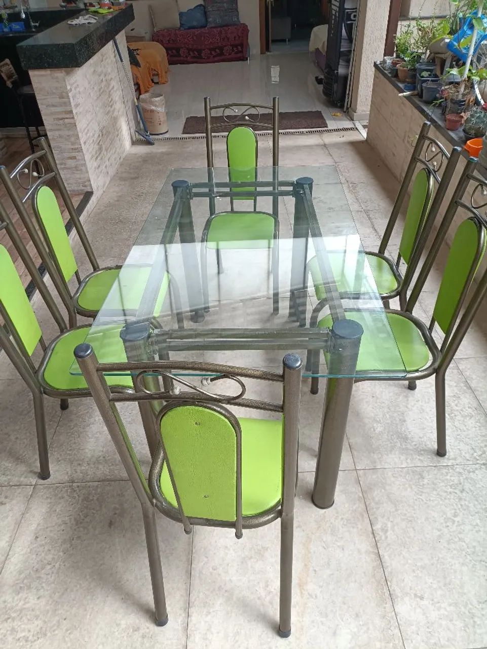 Mesa de vidro com 6 cadeiras  - Foto 2