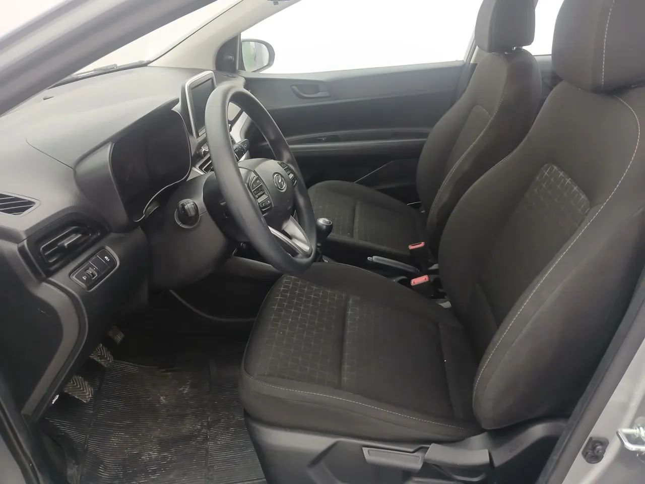 Hyundai HB20 Comfort 1.0 Flex 12V Mec., foto 16 de 18