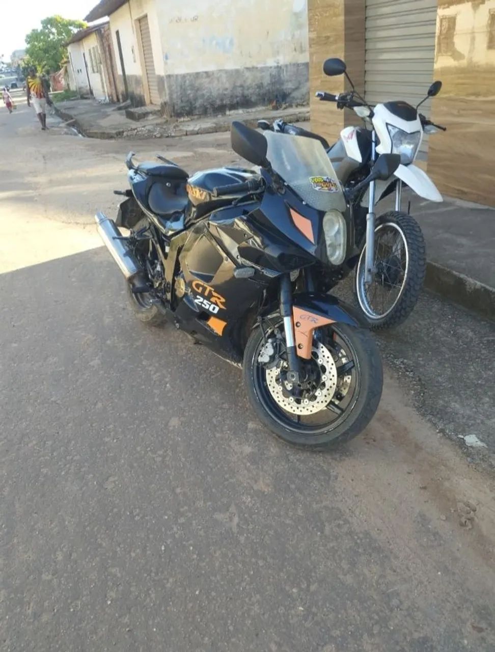 Vendo ou troco comet 