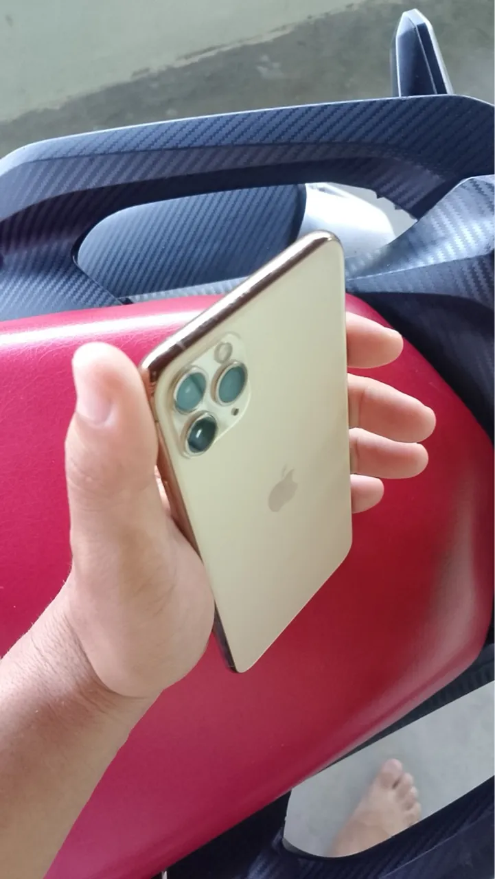 【即日発送可】iPhone 11 ProMax 512GB※要修理 楽天市場】【iPhone11 Pro MAX パネル修理＋バッテリー交換セット