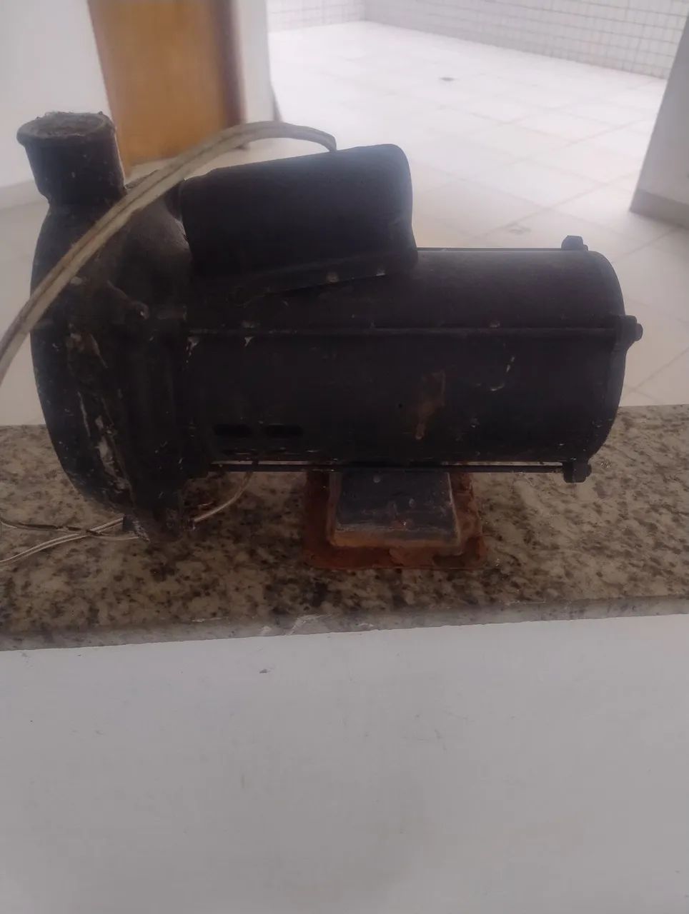 BOMBA D'ÁGUA 220V